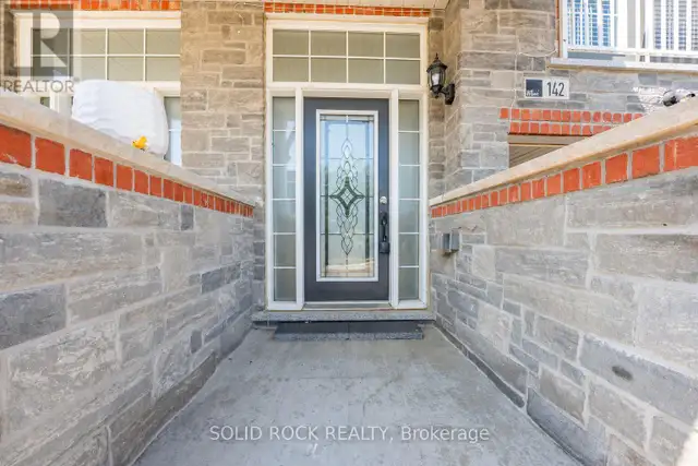142 Farooq Boulevard S Vaughan (Vellore Village), Ontario, photo 3 of 4