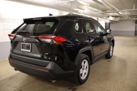 This Toyota RAV4 has a powerful Regular Unleaded I-4 2.5 L/152 engine powering this Automatic transm... (image 6)