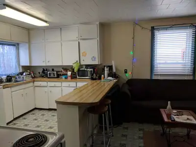 Looking for a stress-free rental close to everything? This charming 4-bedroom cottage-style house is...