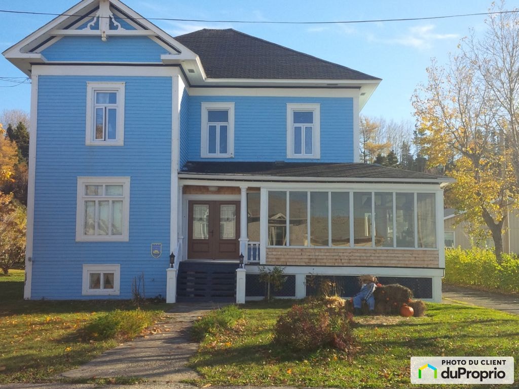 $699,000 - 2 Storey for sale in St-Ulric — photo 1