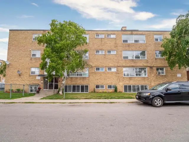 Bansley Apartments - 2 Bedroom Apartment for Rent in Long Term Rentals in City of Toronto - Image 9