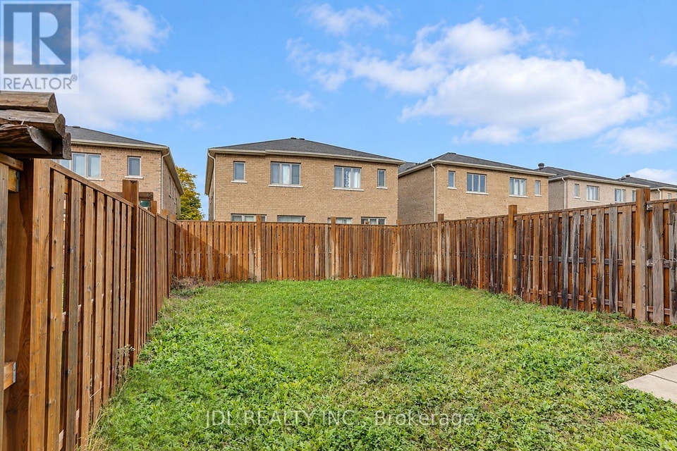 54 MOHANDAS DRIVE Markham (Cedarwood), Ontario 5