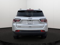 This 2025 JEEP COMPASS LATITUDE LUX 4X4 has the following options Leatherette Seats, Remote Start Sy... (image 4)