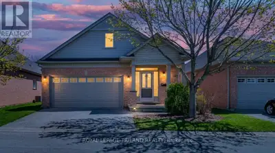 Welcome Home Sweet Home to Unit 153 this beautifully maintained, fully detached bungalow in Summersi...