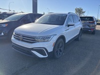 • TEXT US: 587-210-2362 • PHONE US: 587-520-3251 • Visit us online: www.parkmazda.ca Engine: 2.0 4 C... (image 1)