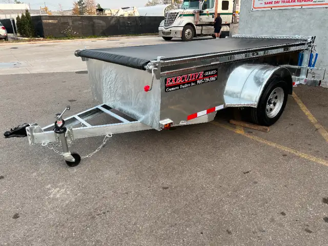 5 X 10 UTILITY TRAILER in Cargo & Utility Trailers in Hamilton - Image 2