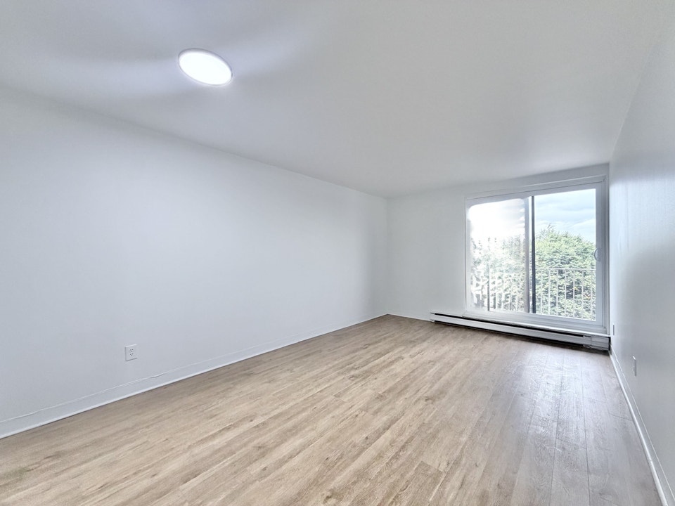 4 et demi - Tout inclus avec électros - Rosemont - Disponible! 4
