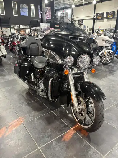 Oppotunity doesn't knock it RUMBLES!!! Looking for a Have you always wanted a Harley? PLUS HST&LICEN...