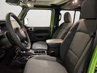Get ready to experience the perfect combination of classic, trail-rated capability and everyday mode... (image 8)