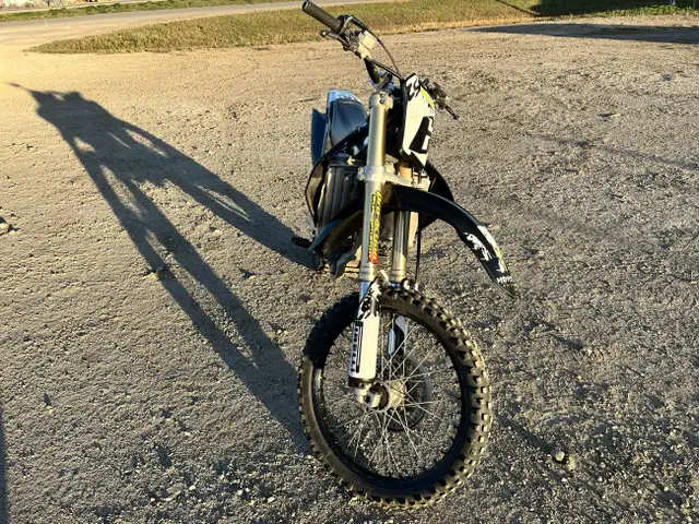 2009 Honda CRF250R Dirt Bike 29H on Rebuild Financing Available! in Dirt Bikes & Motocross in Saskatoon - Image 4