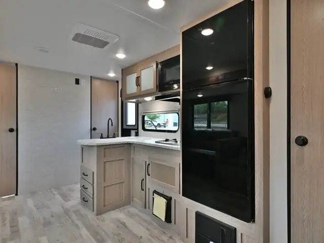 2026 Ameri-Lite 269BH in Travel Trailers & Campers in St. Albert - Image 16