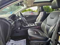 Command the road in this stunning, low-mileage 2024 Ford Edge Titanium AWD, featuring only 60,455 km... (image 7)