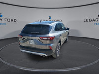 *Sunroof, Wireless Charging, 360 Camera, Power Driver Seat, Hybrid!* With an interior that easily ad... (image 7)