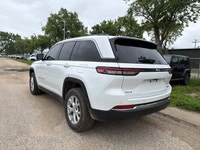 | Navigation System | Power Liftgate | Heated Front Seats | Heated Rear Seats | Heated Steering Whee... (image 3)