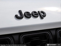 This Jeep Grand Cherokee L has a powerful ERC 3.6L Pentastar(TM) VVT V6 engine w/ESS engine powering... (image 9)