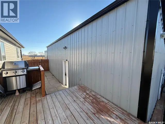 102 1st AVENUE W Coleville, Saskatchewan in Houses for Sale in Saskatoon - Image 34