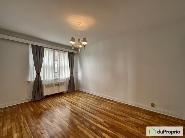 $285,000 - Taxes and taxes credit included - Condominium — photo 3