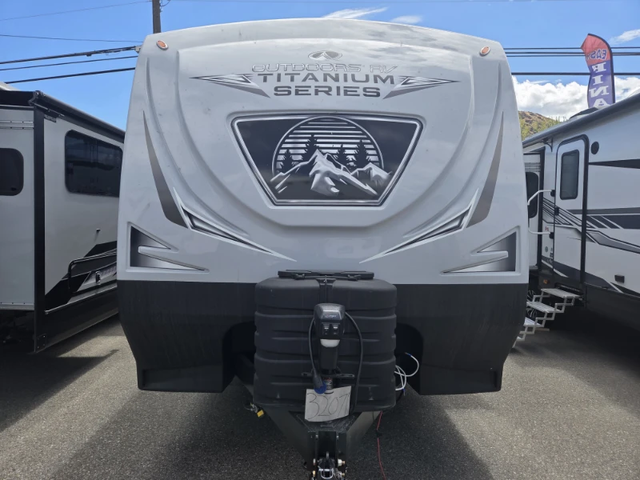 2026 OUTDOORS RV TIMBER RIDGE 25SBS T in Travel Trailers & Campers in Kelowna - Image 5