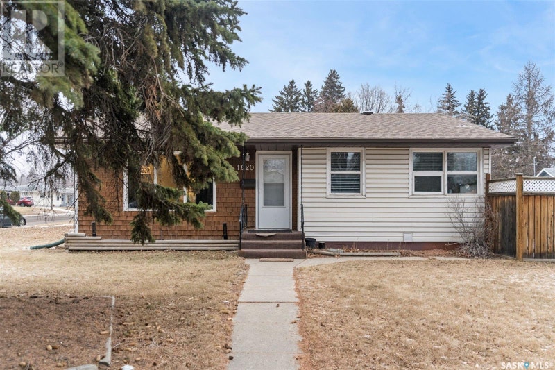 1620 Rylston ROAD Saskatoon, Saskatchewan Houses for Sale Saskatoon