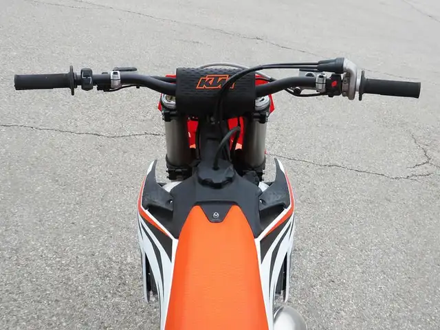 2024 KTM 125 SX in Dirt Bikes & Motocross in Cambridge - Image 7