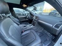 2013 Q7 TDI 3.0-liter turbocharged diesel V6 engine that produces 240 horsepower and a robust 406 lb... (image 9)