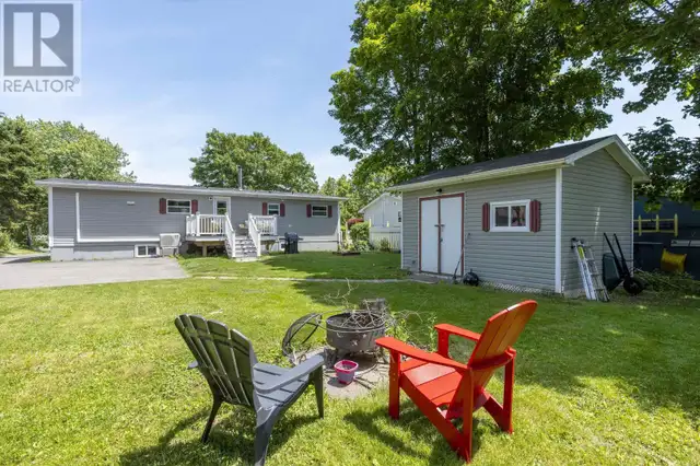 50 Bishop Avenue New Minas, Nova Scotia62863782474243124