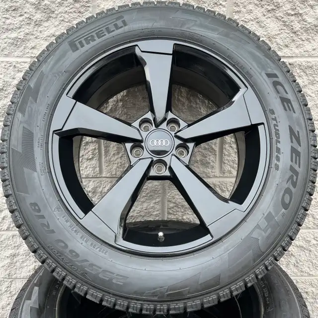 (98%)4x 235/60R18 Pirelli Ice Zero Winters w/ Audi Q5 / SQ5 Rims in Tires & Rims in City of Toronto - Image 3