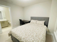 Beautiful Modern Bedroom in Hamilton Richmond