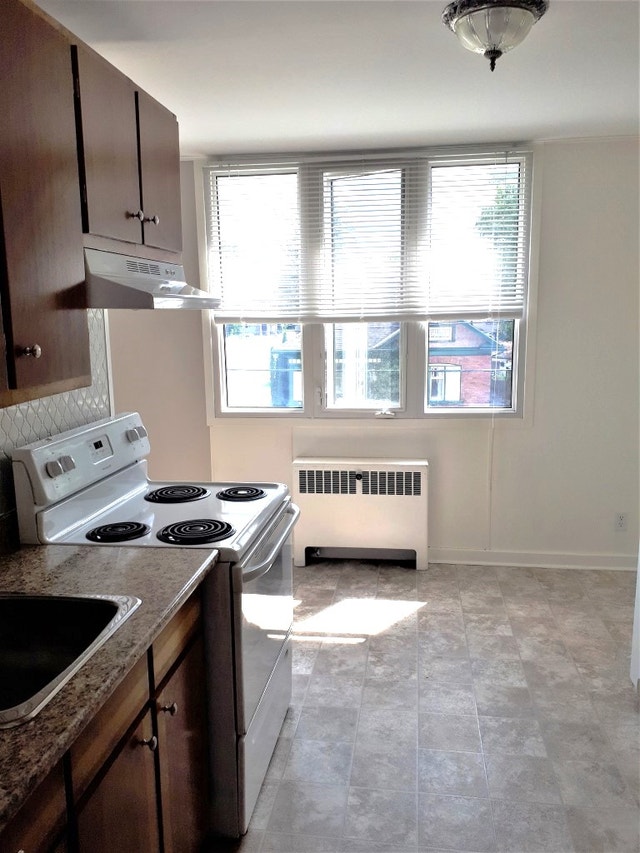 Two Bedroom Apartment Available May 15th! Long Term Rentals