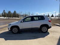 This Volkswagen Tiguan boasts a Intercooled Turbo Premium Unleaded I-4 2.0 L/121 engine powering thi... (image 2)