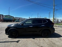 THE 2020 NISSAN ROGUE S OFFERS A PERFECT BALANCE OF COMFORT, EFFICIENCY, AND VERSATILITY. WITH SMOOT... (image 1)