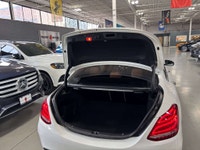 **SUMMER SPECIAL!**FEATURING : FEATURING : AMG PACKAGE, 4MATIC AWD, DUAL SUNROOF, WOOD TRIMS, LED HI... (image 6)