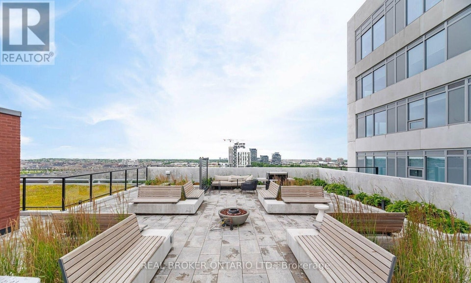 3 - 3200 WILLIAM COLTSON AVENUE Oakville (JM Joshua Meadows), On 2