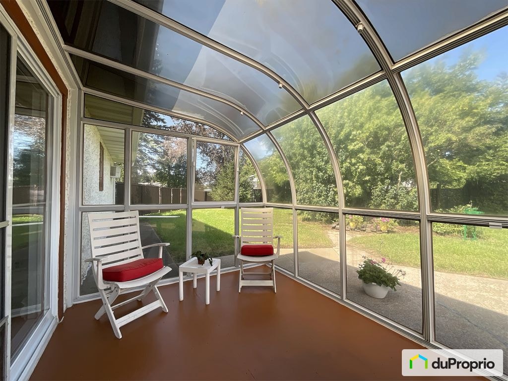 $413,000 - Bungalow for sale in Nicolet — photo 3