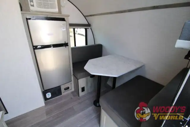 2027 SUNSET PARK RV SUNRAY 149 in Travel Trailers & Campers in Abbotsford - Image 14