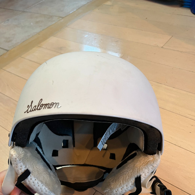 Ski or snowboard helmet size small 55-58cm in Snowboard in Barrie