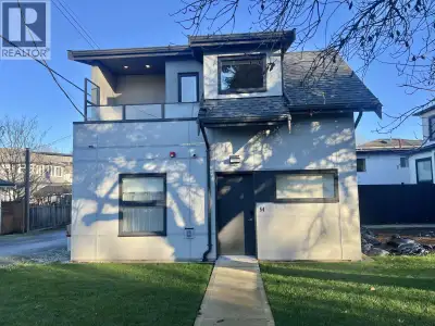 Brand New furnished Junior 2 bed free standing laneway house off Main Street 2 bed 1 Den 1 bath, 700...