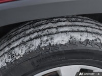 * Active Torque All-Wheel Drive with Multi-Terrain Select (Mud, Sand, Rock, Dirt, Snow) * SofTex-tri... (image 9)