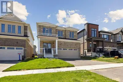 Nestled in the picturesque town of Paris, Ontario, this beautifully upgraded 2-storey home offers th...