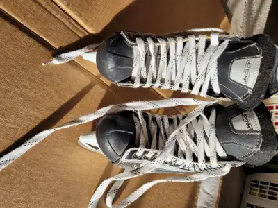 CCM Hockey Skates. Size 3R, View more