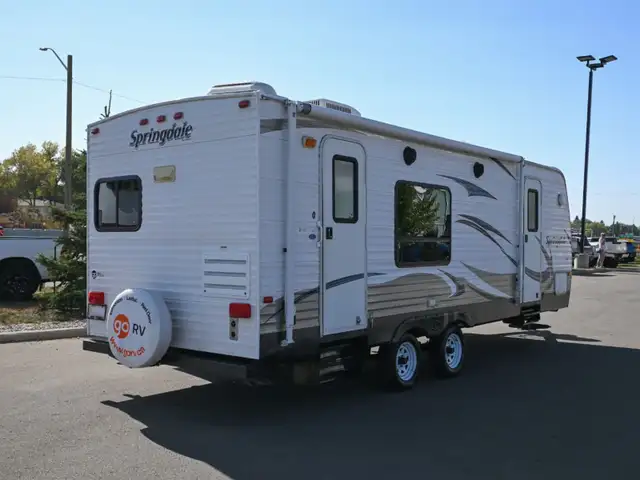 2013 Springdale 241 in Travel Trailers & Campers in St. Albert - Image 7