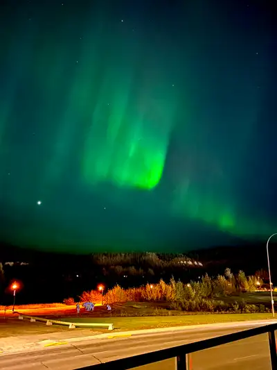 Fully furnished (all new), overlooking Yukon River at Shipyards Park. One bedroom + Den. Secure unde...