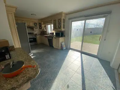 Rooms available; Private or shared Near nanaksar gurudwara Walking distance to sheridan college davi...