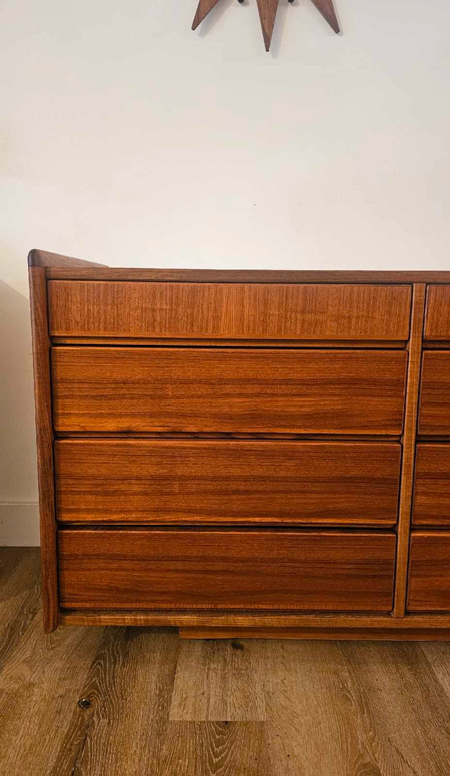 Rare 12-Drawer Teak Dresser by D-Scan, Fully Restored in Dressers & Wardrobes in Calgary - Image 3