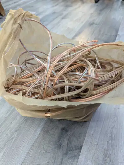 Over 200' good quality speaker wire. Most is 12 gauge, some 14 gauge, nothing thinner.