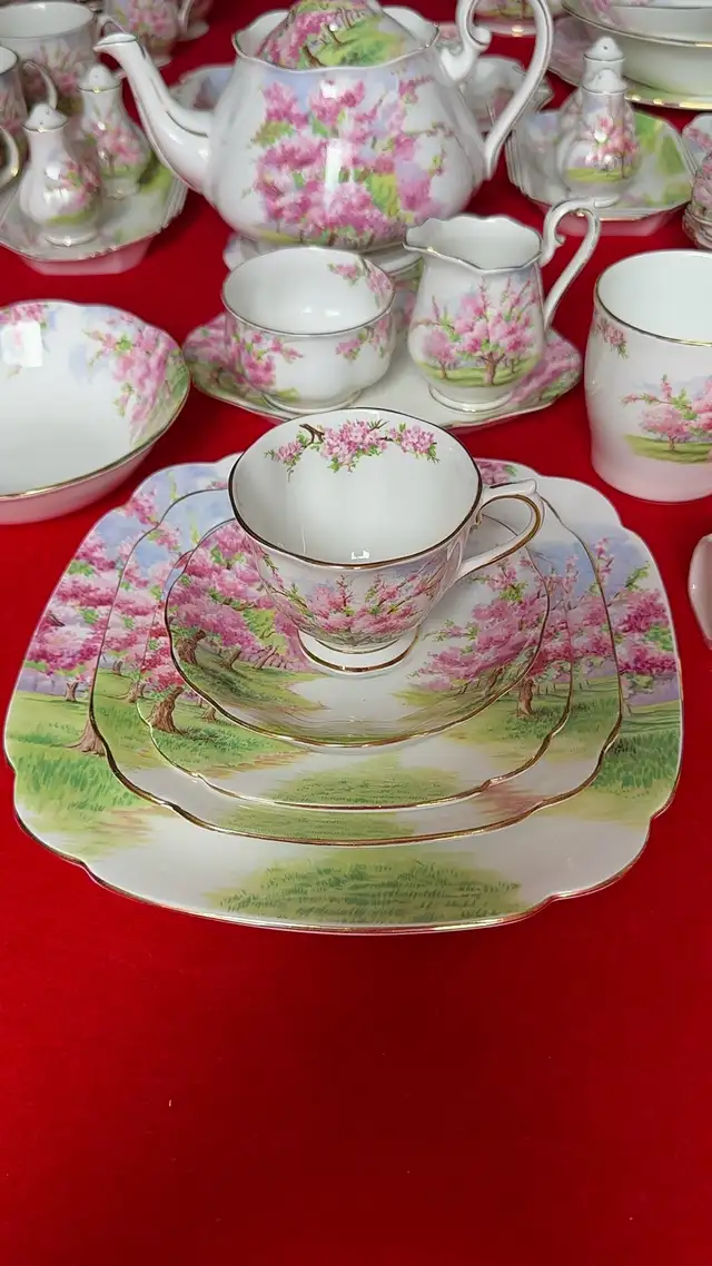 244 pieces dinnerware & silver flatware set. Blossom Time  in Kitchen & Dining Wares in City of Toronto - Image 4