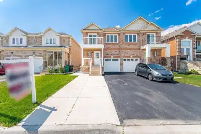 Bright Executive Legal Basement Suite | Private Entrance | Parking Included | Churchill Meadows $2,0...
