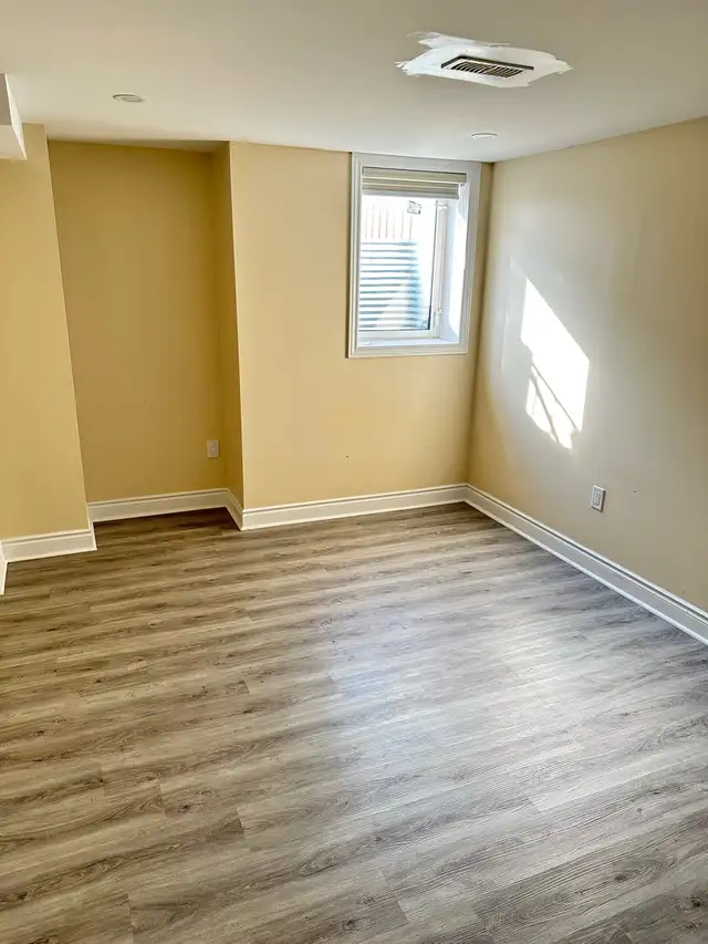 Basement Apartment for rent in Milton