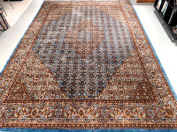 Large Hand-knotted Oriental Carpet - 9 x 13 feet