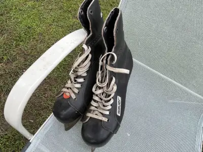 Vintage Bauer Tube Skates in EUC, View more
